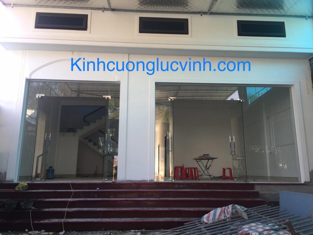 Cửa kính cường lực chất lượng tốt nhất chỉ có tại Nhất Việt